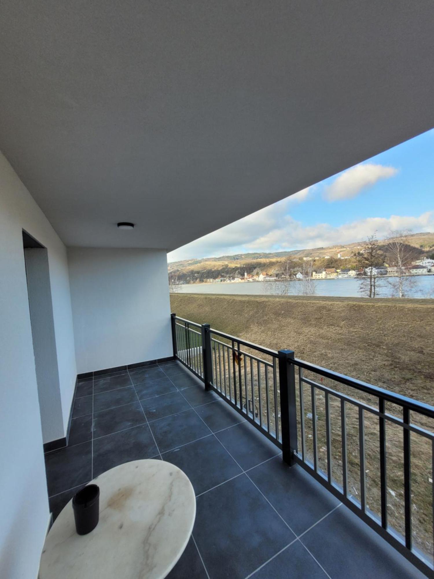 Apartment An Der Donau Krumnussbaum Exterior foto